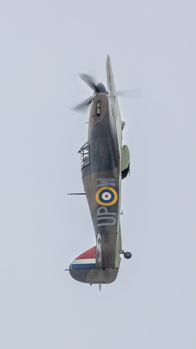 Mark Green (@markgreen2302) on Twitter photo R4118 of <a href="/HurricaneR4118/">Hurricane Heritage</a> displaying against a bland old sky at the West London Aero Club Members Day last Saturday. <a href="/WLACFlying/">WLAC White Waltham</a> <a href="/Ultimate_Aeros/">Ultimate Aerobatics</a> R4118 of <a href="/HurricaneR4118/">Hurricane Heritage</a> displaying against a bland old sky at the West London Aero Club Members Day last Saturday. <a href="/WLACFlying/">WLAC White Waltham</a> <a href="/Ultimate_Aeros/">Ultimate Aerobatics</a>