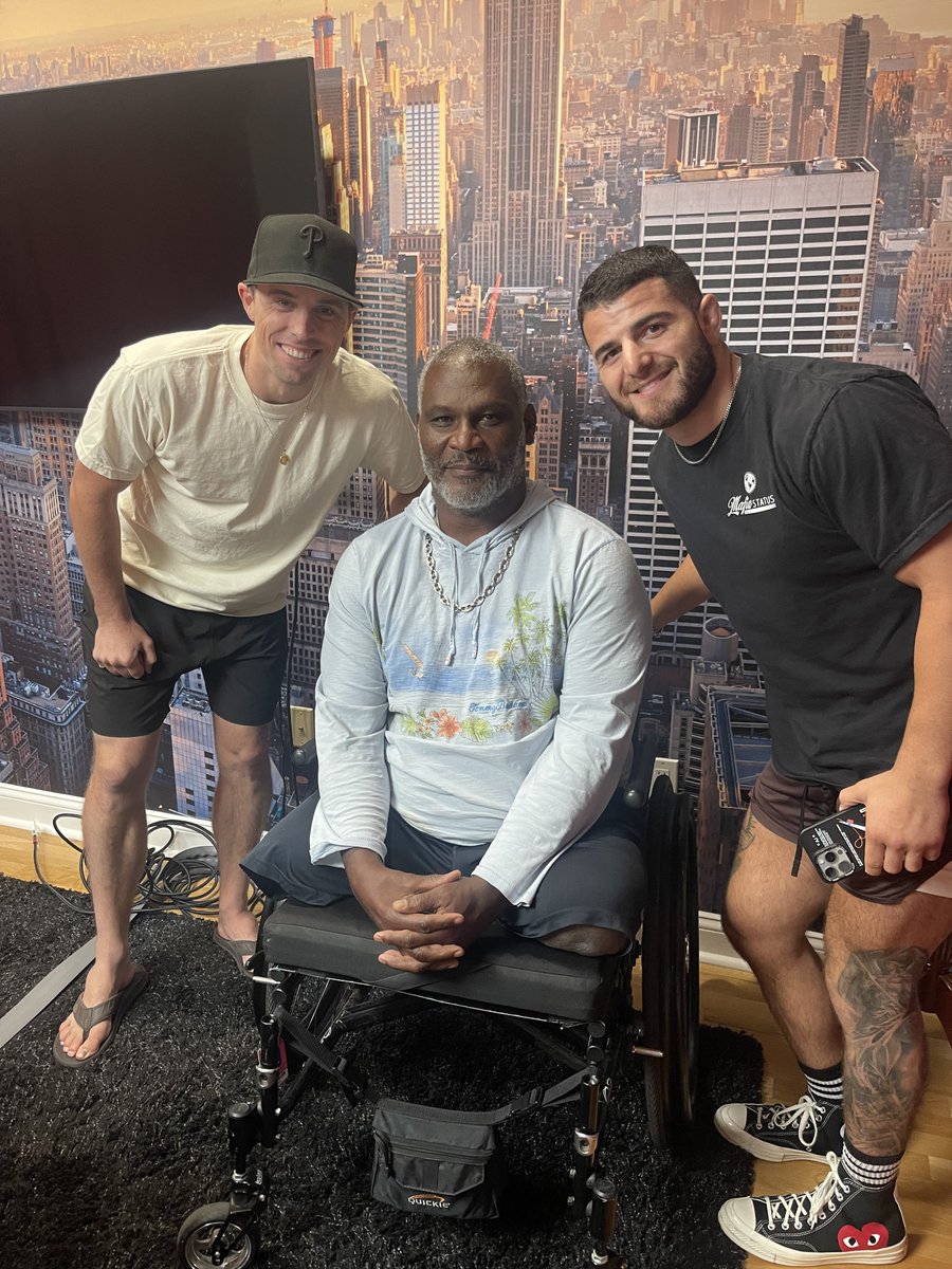 juliandorey's tweet photo. It was an honor and a privilege to speak w/ Special Forces Legend, Col. Greg Gadson.

The full episode is available now:
➡️ https://t.co/wDlxZv4YM6 https://t.co/PrDnItp3O0