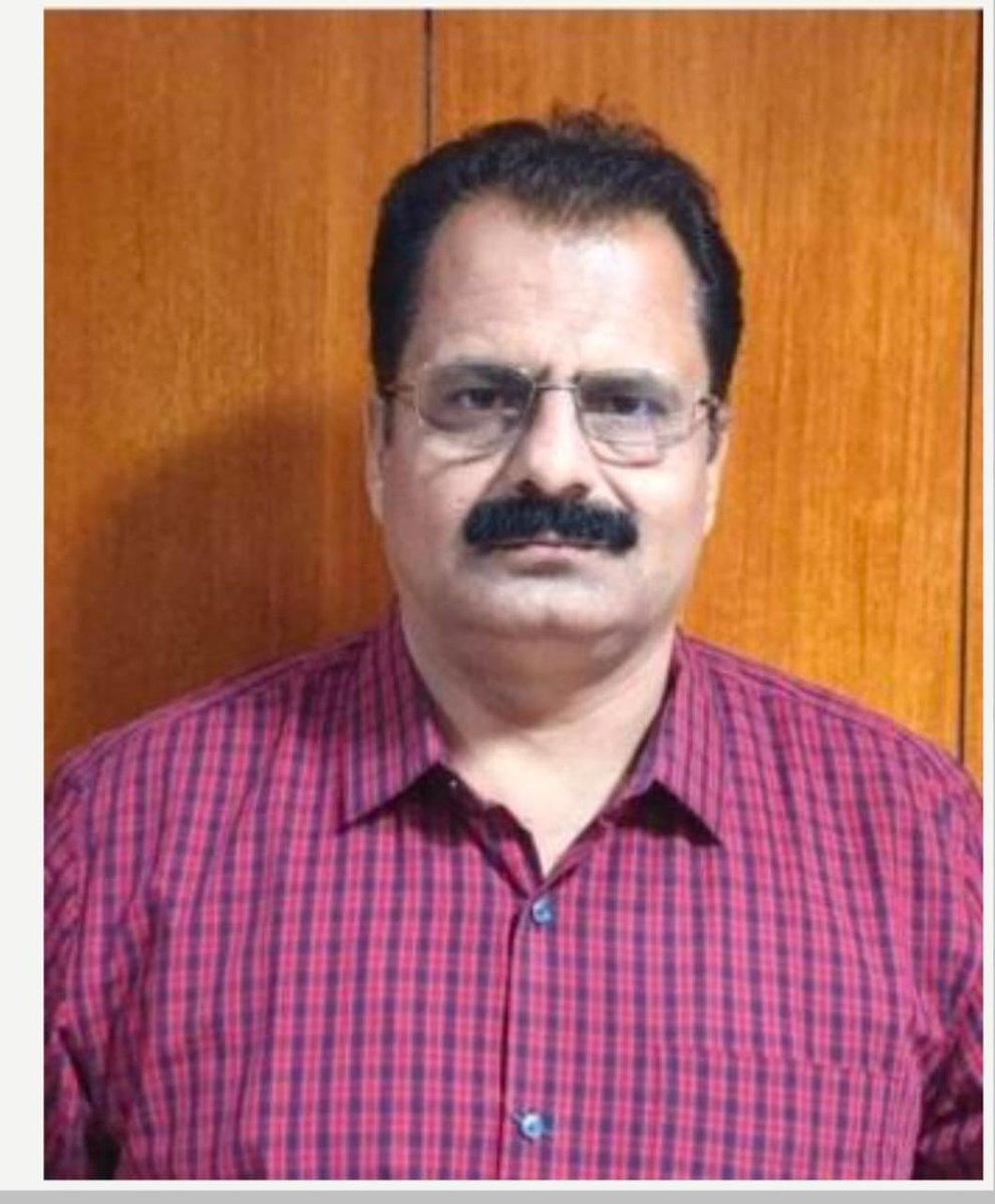 श्री हिम्मत सिंह बारहठ 
ठि. बरवाड़ा उदयपुर को राजस्थान प्रशासनिक सेवा (RAS) से (IAS) भारतीय प्रशासनिक सेवा पद पर पदोन्नत होने पर हार्दिक शुभकामनाएं एवं बधाई।

#Congratulations #ras #ias #rajsthan #charan #gadhavi #charan_shakti_