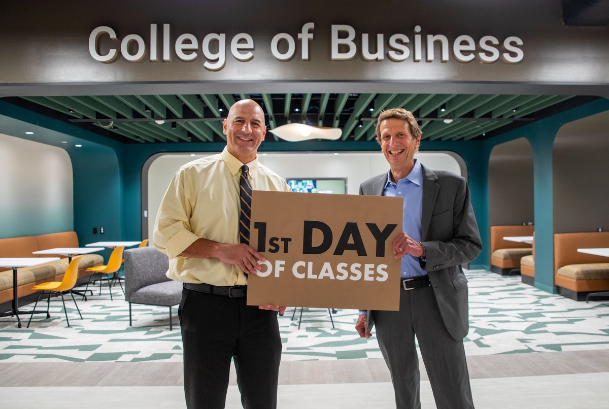 Welcome back, Bulldogs! It's been a busy few days welcoming the Class of '28 &amp; our returning students. The academic year begins during an exciting time in <a href="/BryantUniv/">Bryant University</a>'s history. Today marks the first day of classes at the BELC <a href="/BryantCOB/">Bryant Univ. COB</a>. Looking forward to a fantastic semester!