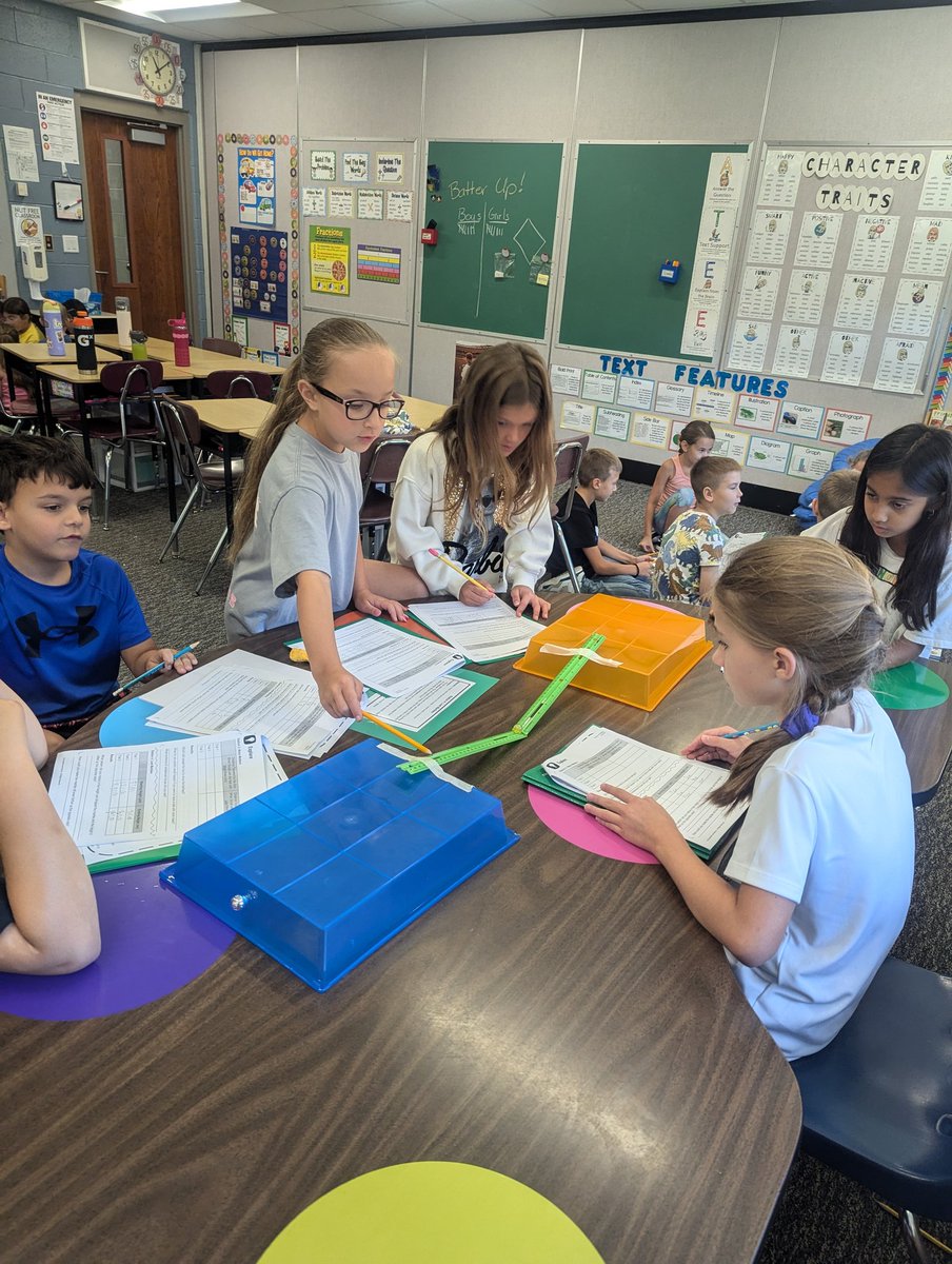 Mrs. Holm tweet media