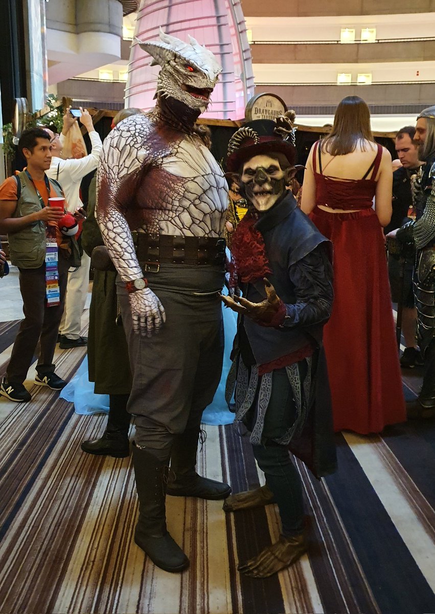 This Durge and Fel I saw at Dragoncon look how perfect they are