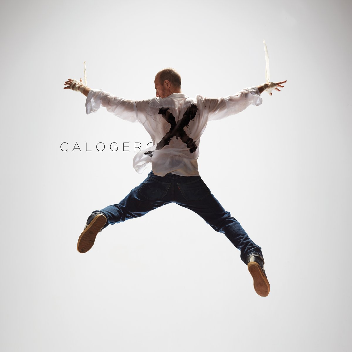 calogerofficiel's tweet photo. L’album « X » (Dix) est maintenant disponible en précommande.
RDV sur la boutique officielle Calogero pour découvrir les produits exclusifs (vinyle vert, tirages, dédicaces) et tenter de remporter des places pour une préécoute de l’album !
📷 https://t.co/hSk3zdZHtC https://t.co/dK8LYKclA7