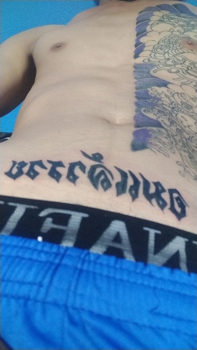 มาดูรอยสักที่ห้องเรามั้ย "สักจน
เตียงฮอย" 😂😂#จันทบุรี