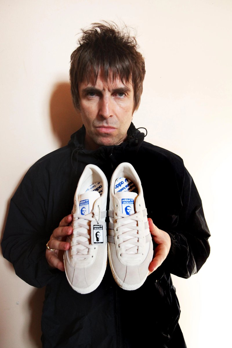 Oasis are back. And they're one of the most important bands to my life. And they also have one of the best/coolest histories with footwear. The store they first bought Adidas from was actually called Oasis. So I wrote about it all. shorturl.at/U9Lxf