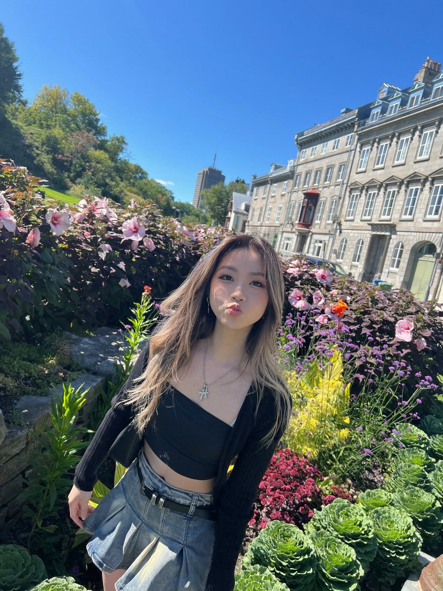 cocoimao's tweet image. very cutesy very demure