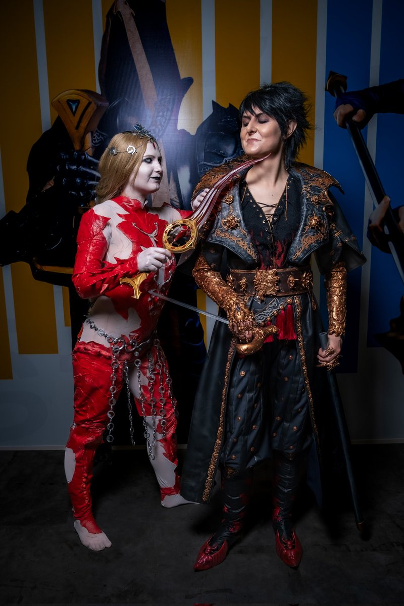 AivenElf's tweet image. "Control yourself, Orin"

Gortash and Orin cosplay 
Orin @ripa_ria357 
Ptoto by Shat

#Gortash #Orin #BaldursGate3 #BaldursGate3cosplay 

@larianstudios @baldursgate3