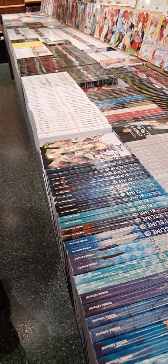 adamwetherden's tweet image. Day in Barcelona.
- comics &amp;amp; manga
- bubble tea
- steamed buns
- takoyaki (octopus balls)

And meeting a new friend. A great day. 😺