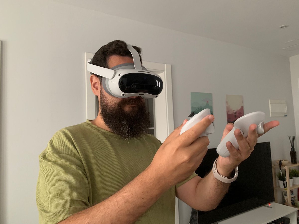 Probando cositas nuevas! ❤️ <a href="/xr_shop/">XRshop</a> #PICO4Ultra