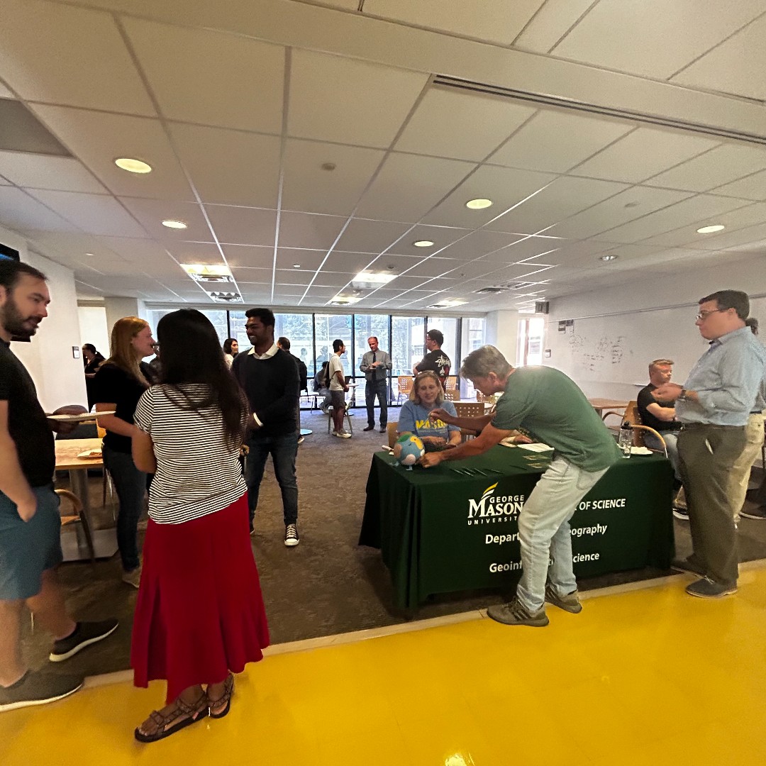 GGSDepartment's tweet photo. Join us today for our Geography and Geoinformation Science Department Welcome! Stop by for some free goodies and pizza between 12-2:00pm today Tuesday September 3rd. https://t.co/kuuzLdh0lG