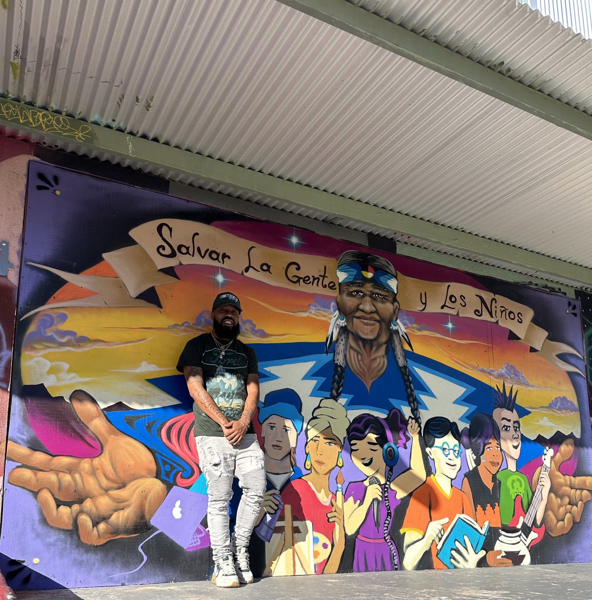 LotsofDinero's tweet image. We down to 8 states out of 50 i haven’t been to now that my Labor Day weekend trip to New Mexico has been completed 🎊🎉..