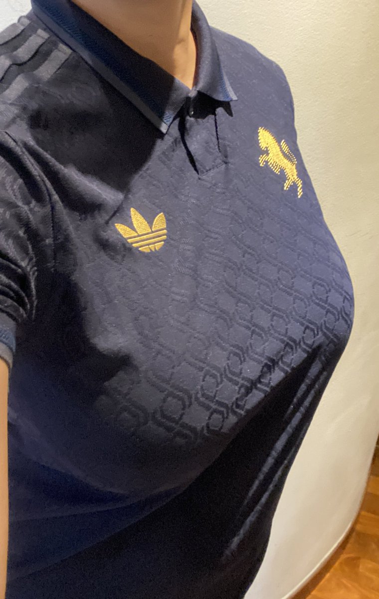 Pat®izia 𐂂◽️◾️ tweet media