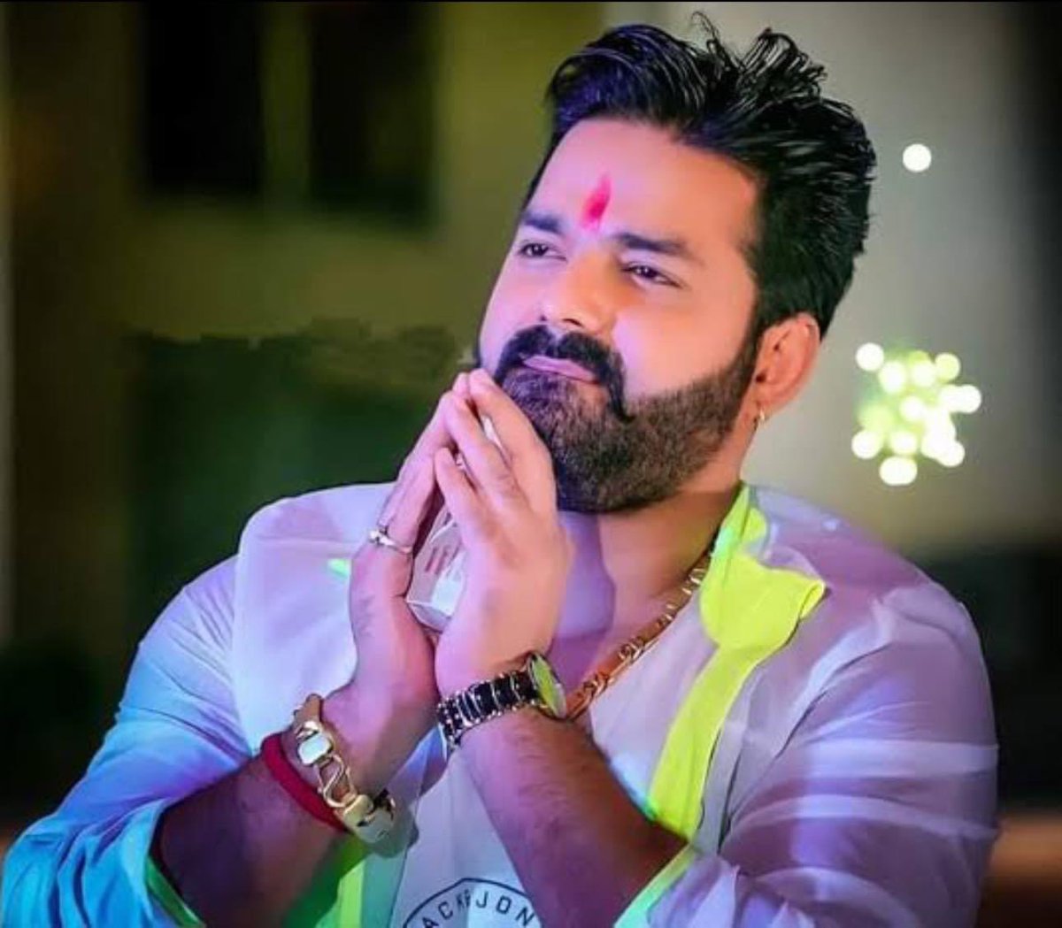 vipinyadav1801's tweet image. @shubhankrmishra महोदय इनके भविष्य के राजनीतिक रणनीति के बारे में जरुर पूछे। पवन सिंह जी क्या बीजेपी को दोबारा से ज्वाइन करेंगे या फिर निर्दलीय चुनाव लड़ेंगे आगामी चुनाव में।
#pawansingh #prodcast #election #bjp #bihar #pawan #biharcinema