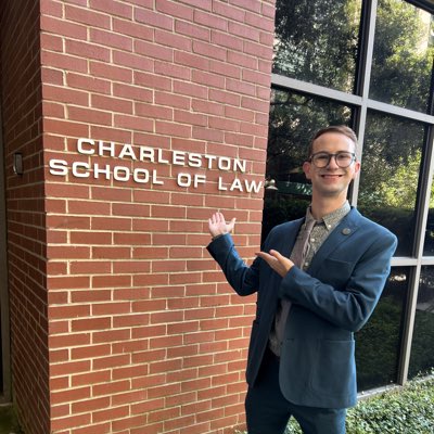 ThompsonForSC's tweet image. ITS TIME FOR A REBRAND!

I am running to be your next student bar association senator at @Charleston_Law !

#NewProfilePic