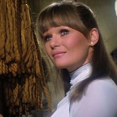 NLCarolynMuse's tweet photo. A #HappyBirthday to retired film/television actress Valerie Perrine (81). #SlaughterhouseFive #Lenny #Superman #TheElectricHorseman #CantStoptheMusic #SupermanII #FaerieTaleTheatre #LeoandLizinBeverlyHills #MaidtoOrder #ER #NashBridges #AsTheWorldTurns #WhatWomenWant #SilverSkies https://t.co/etRIuS6Aei