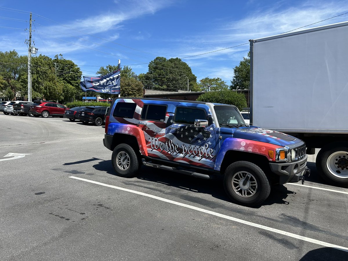 JackRabbitQuick's tweet photo. Seen in Raleigh today!!
#TrumpNeverLeft
#FIX2020 https://t.co/FgZOwXQlW9