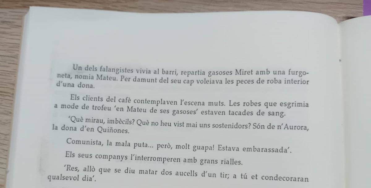 msocialsSTEI's tweet photo. Seria recomanable que la presidenta del @goib @MargaProhens i els diputats del @ppbalears al @ParlamentIb llegissin aquest fragment del llibre “Mallorca any 1936, d’una illa hom no en pot fugir” d’en Jean Schalekamp https://t.co/uVHzZw6JCC