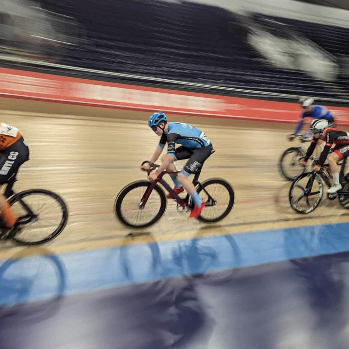 Otley Race Team (@otleyjunrt) on Twitter photo Track is back! The first round of Monday Night Track League saw Oscar Hall representing the team in group 1, picking up a couple of solid top 5 placings in the Elimination and Win & Out races. π
<a href="/OtleyCycleClub/">Otley Cycle Club</a>
<a href="/ChevinCyclesLTD/">Chevin Cycles Group</a>
<a href="/MASdesignLeeds/">MAS Design ltd</a>
<a href="/BikeFutures/">Bike Futures</a> Track is back! The first round of Monday Night Track League saw Oscar Hall representing the team in group 1, picking up a couple of solid top 5 placings in the Elimination and Win & Out races. π
<a href="/OtleyCycleClub/">Otley Cycle Club</a>
<a href="/ChevinCyclesLTD/">Chevin Cycles Group</a>
<a href="/MASdesignLeeds/">MAS Design ltd</a>
<a href="/BikeFutures/">Bike Futures</a>