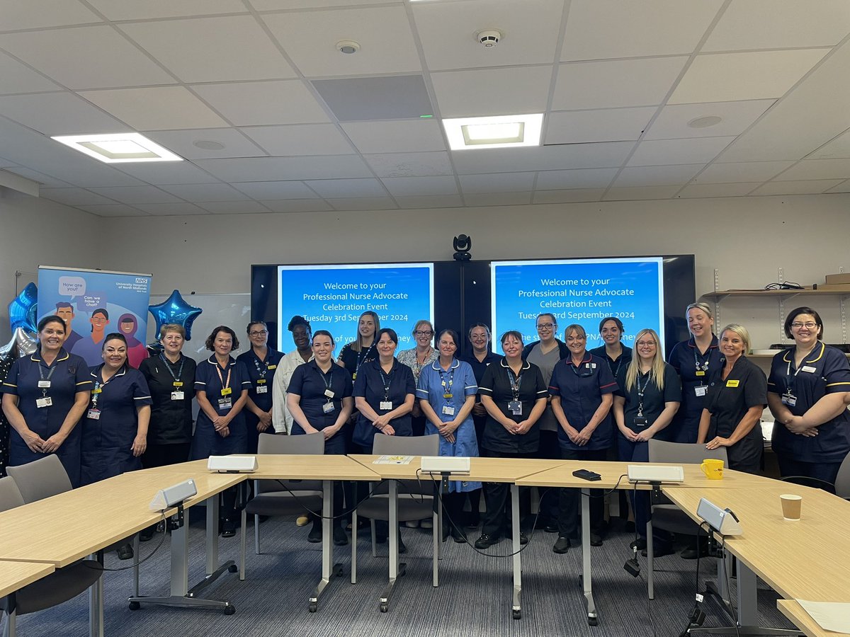 karenwhitehur10's tweet photo. Celebrating our new PNA’s welcome all how great to have you on board . Thank you 💫💜@AnnMarieRiley10 @carollb1974 @JillayresU @alanpbethell @Melmoutie @KarenEptlett @SandraBarring12 @jillbogucki https://t.co/PKU3N5RtZv