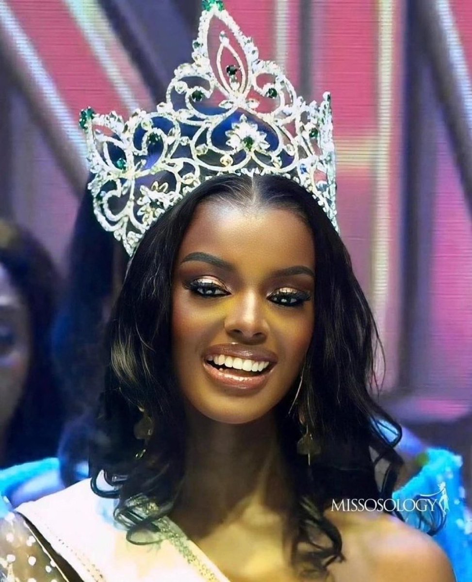 ThuliMadonsela3's tweet image. Congratulations to Chidimma Adetshina on winning Miss Universe Nigeria 2024. Best wishes for your next chapter #MissUniverseNigeria #MissUniverse