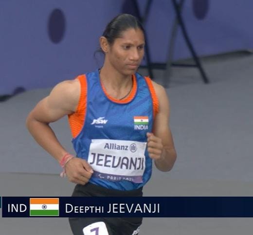 Congratulations to Deepthi Jeevanji for her spectacular Bronze medal win in the Women's 400M T20 at #Paralympics2024! She is a source of inspiration for countless people. Her skills and tenacity are commendable. 

#Cheer4Bharat