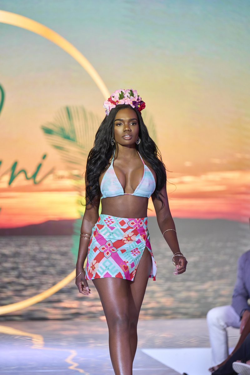 runiboutique's tweet photo. Reminiscing on the waves made by Alexandra at ATL Swim Week! This reversible bikini is the perfect travel companion—stylish and space-saving. Grab yours today! 

Photography: @chadlawsonphoto  

#runiatl #RuniBoutique #womenfashion #womenowned #boutique #resortwear #allinclusive https://t.co/ugXPGIMVeO