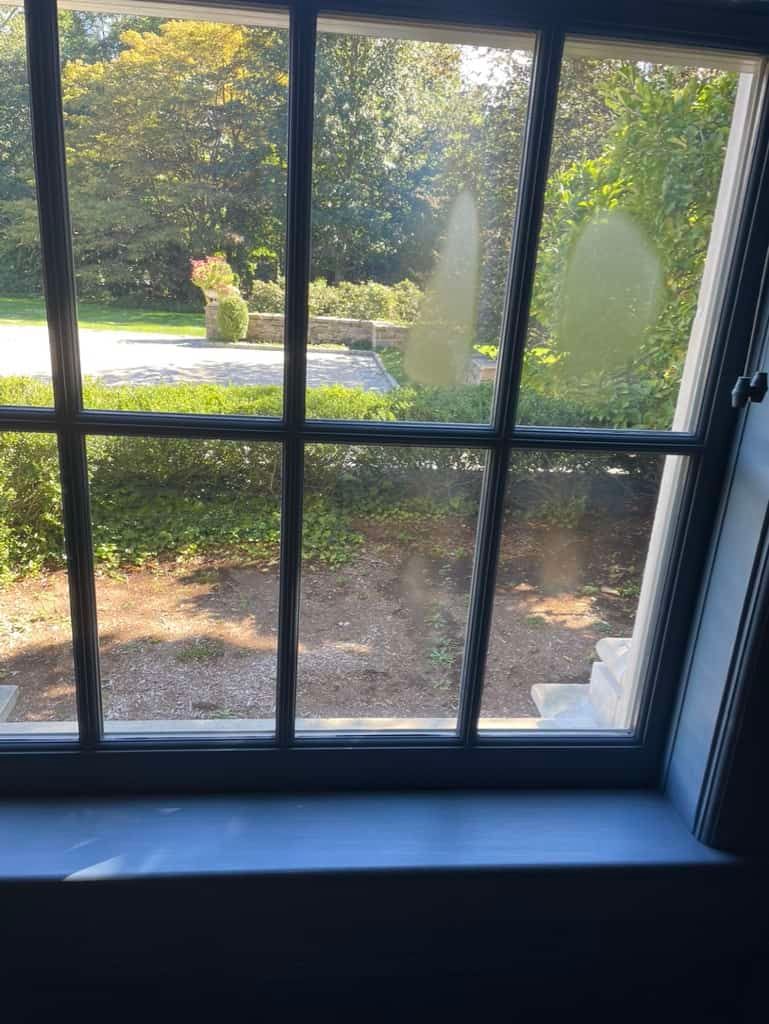 windowfixinc's tweet image. #DYK The presence of condensation indicates air leakage between the glass panes, compromising the window’s efficiency. 
buff.ly/3TfYzPt 
#windowfix #nyc #Brooklyn #windowrepair #windowreplacement #windowinstallation #doors #glassdoors #doorinstallation #doorrepair