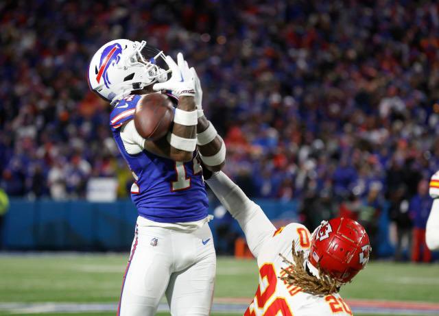 JBaileyNFL's tweet photo. 🧐 https://t.co/mmOpH4EVQL
