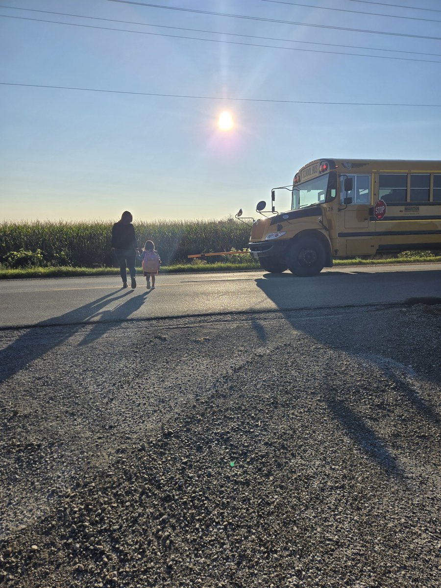 Someone was excited for the bus this morning !