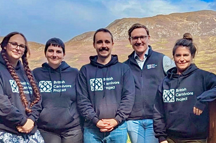 Successfully completed Summer 2024 fieldwork for the #BritishCarnivoreProject, now on to Autumn ‘24! Find updates to our on-going work here: blakemorton.co.uk/case-studies/ 🦊🦡🧠🧩 <a href="/DylanJonesBCP/">Dylan Thompson-Jones</a> <a href="/KristyAnna9/">Kristy Adaway</a> @KokoSutter <a href="/HULLPSY/">Psychology @ HullUni</a> <a href="/UniOfHull/">University of Hull</a>