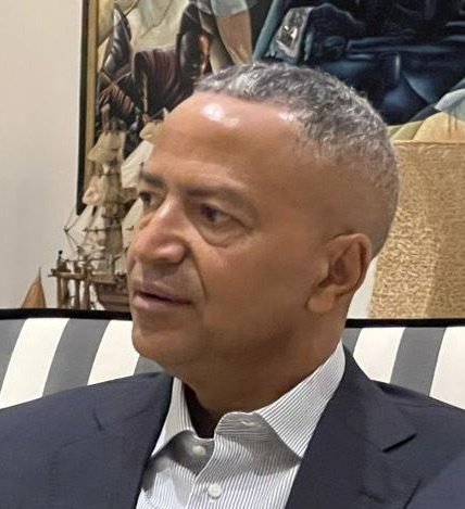 GuelordKadiata's tweet photo. 🚨 Tirez attention avec ces gens, ils ont pour mission de diviser les congolais 🇨🇩 .
Bref,ce sont des séparatistes et les pillons de @PaulKagame le sanguinaire🩸. 
Aimons ce pays 🇨🇩 mes Frs et Srs ! https://t.co/rCkzuHCIR8