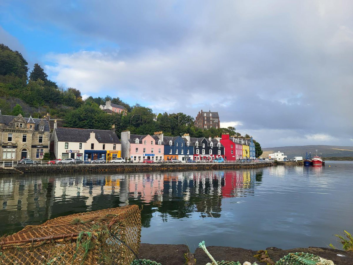 Our amazing Phoenix Voyagers in the beautiful Tobermory 💜 #recoverymonth #VoyageofRecovery #Scotland