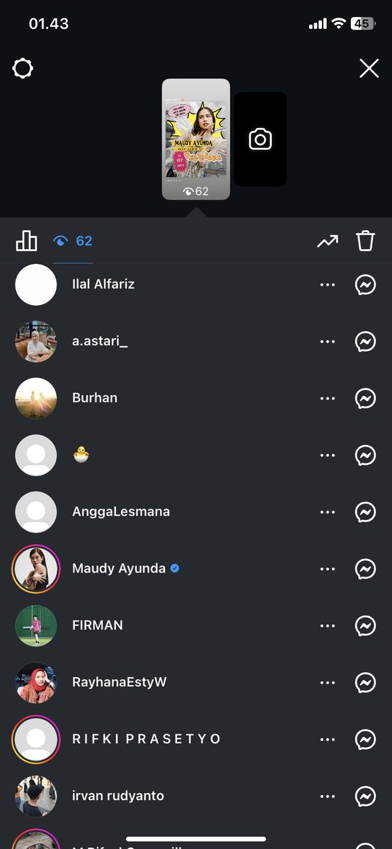 Di stalking Maudy hihii