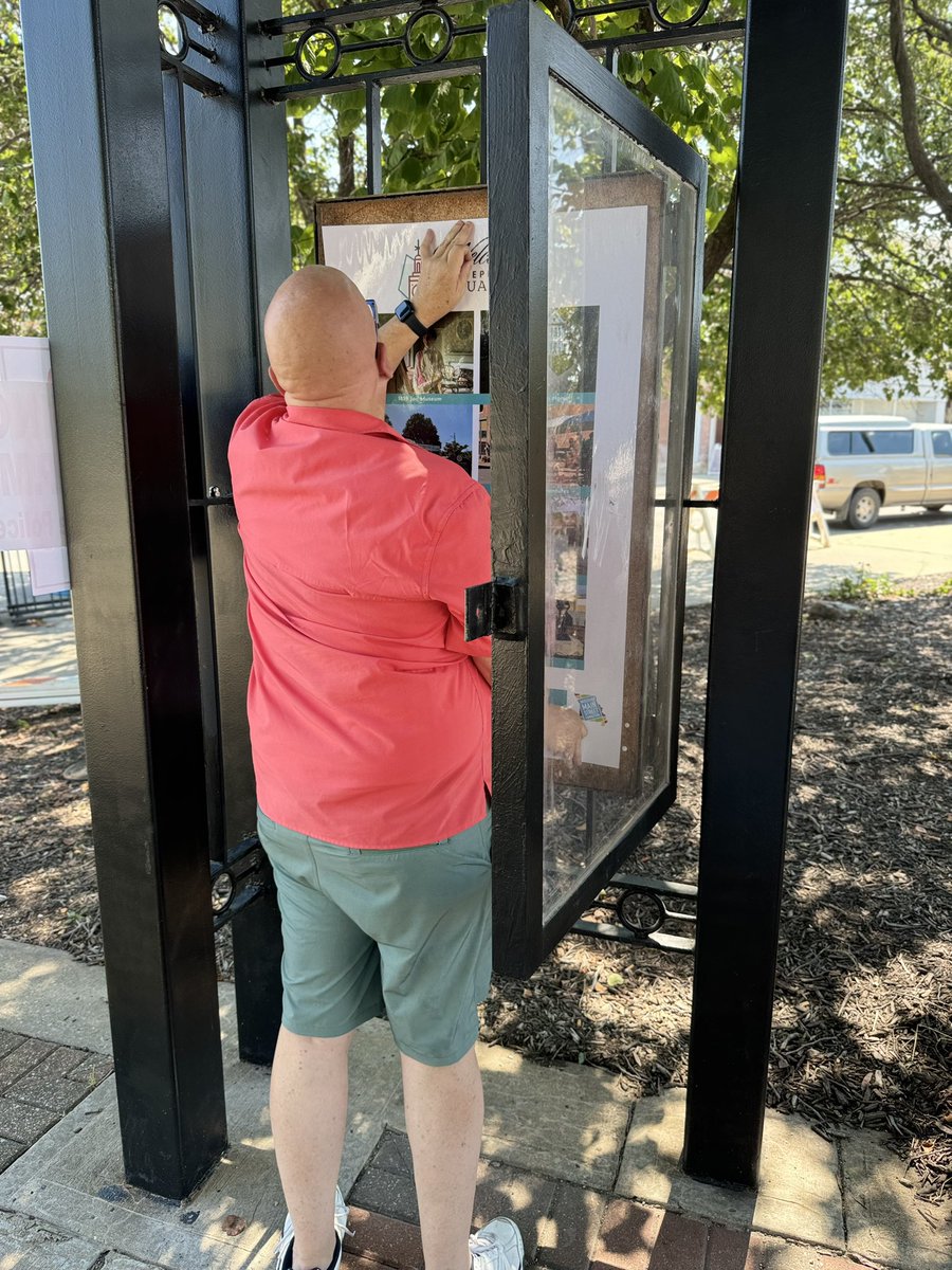 indepsquare's tweet photo. We took some time recently to update the posters in the kiosk at the corner of Truman Road and Main Street.
We think they look pretty darn good. ❤️
#Update #posters #lookinggood #welcometotheindependencesquare #indepmo #welcometoourhistoricdistrict https://t.co/qkTscbAUHM