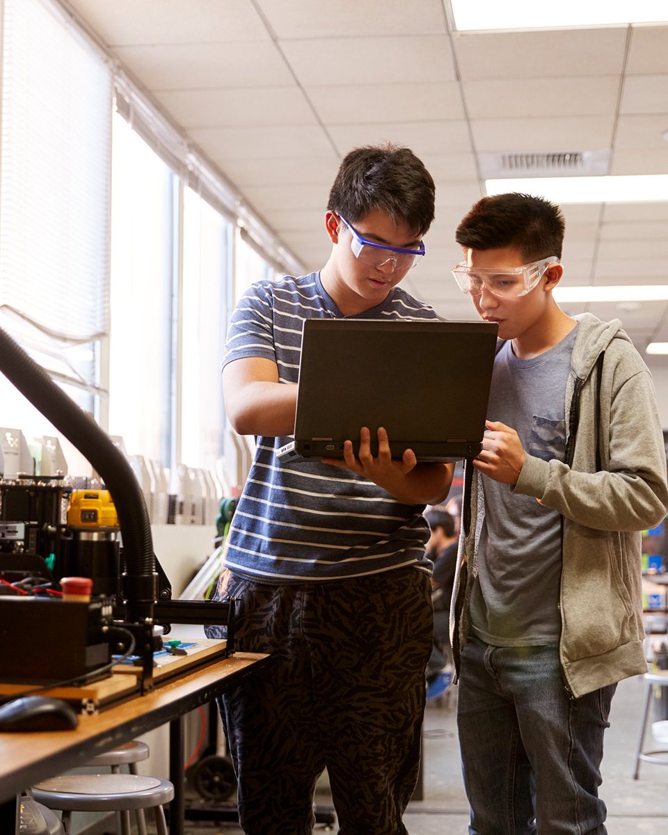 School is back in session. What’s your favorite subject? We love STEAM for making Toshiba Canvio HDDs possible. Find a retailer here: storage.toshiba.com/consumer-hdd/e…

#Toshiba #BacktoSchool