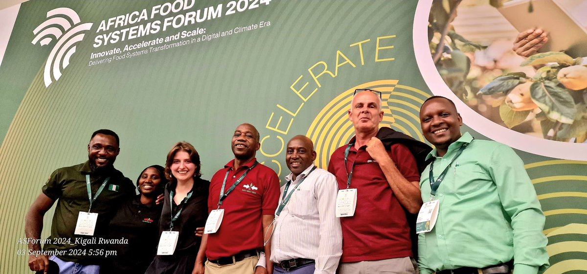 eastwestseed's tweet photo. According to @TheAGRF, 33m smallholder farmers live on the African continent. Yet 1/5th of people are projected to face chronic hunger. #Africa remains the most food insecure continent worldwide. 

We have a long way to go; partner now with our Foundation! https://t.co/nANGTgJcHC https://t.co/EBkFtxQP0G