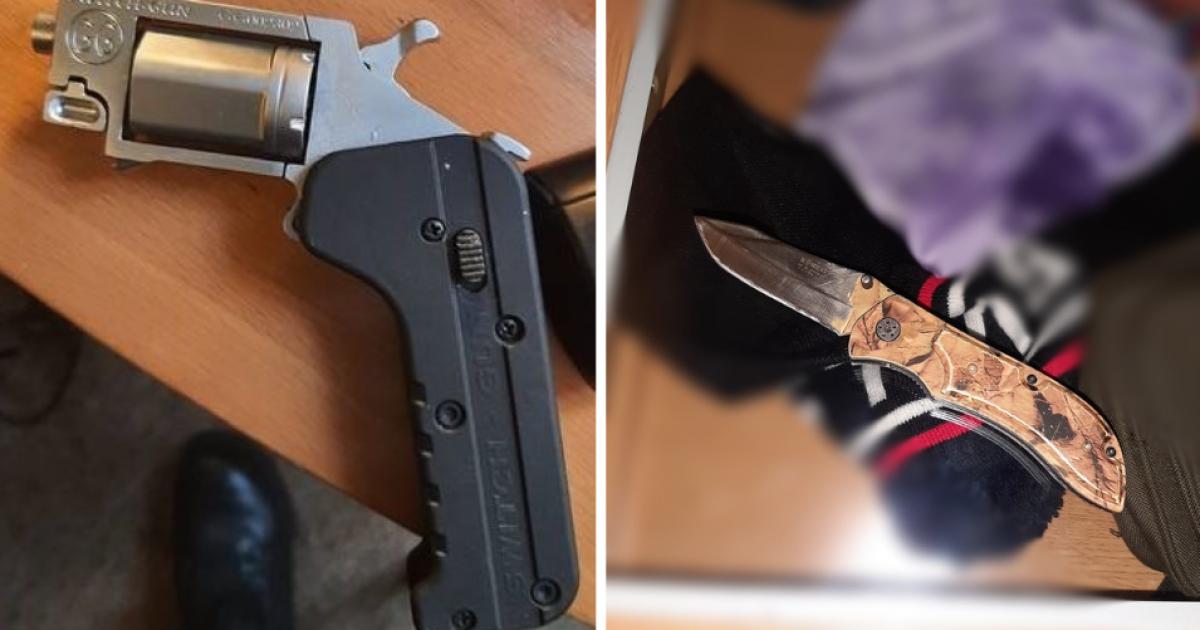 Teen arrested after police find lookalike gun in Millbrook house dlvr.it/TCmqDn