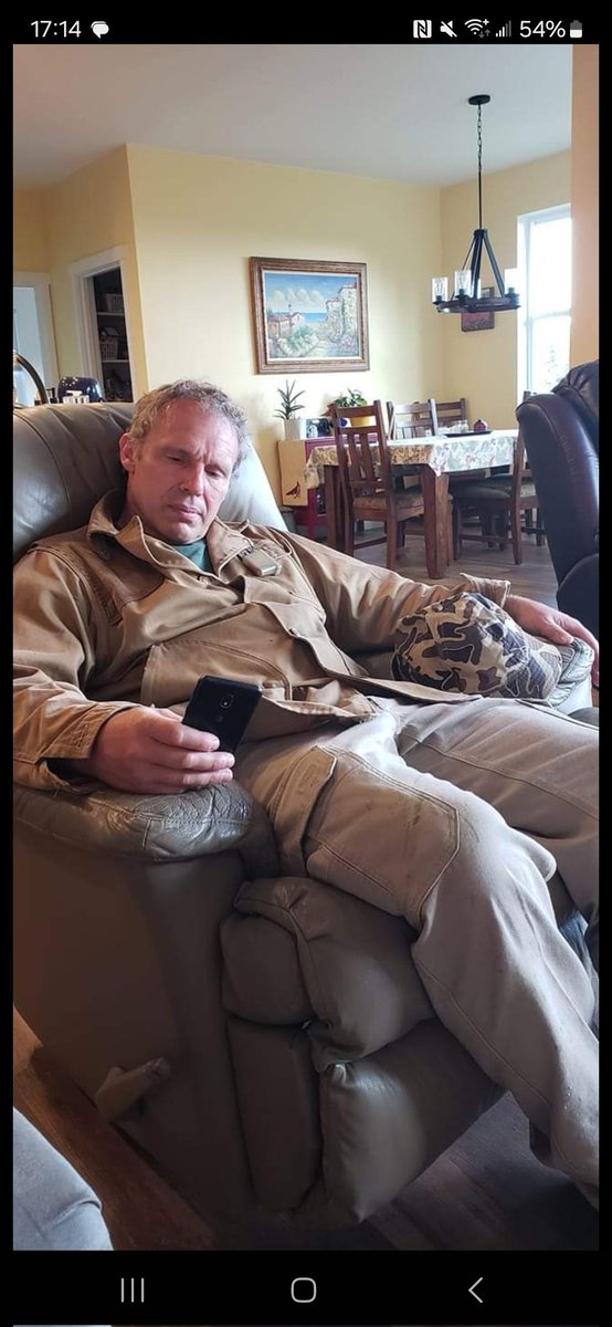 BT Cave ✝️🏴‍☠️🐝 tweet media