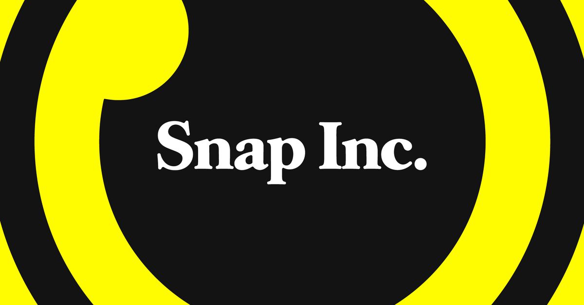 Snapchat is going to put ads next to messages from your friends dlvr.it/TCnHkt