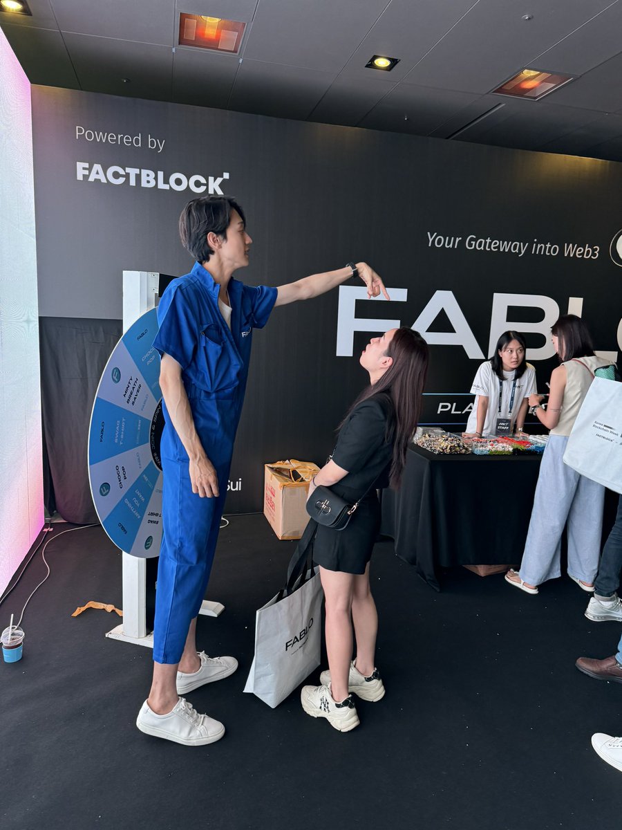 playfablo's tweet image. FABLO 부스에 와주신분들 너무 감사합니다🙏🏼
오늘도 많은 경품이 준비되어있고, 아아 수혈도 해드립니다🥤많이 찾아주세요♥️
@kbwofficial