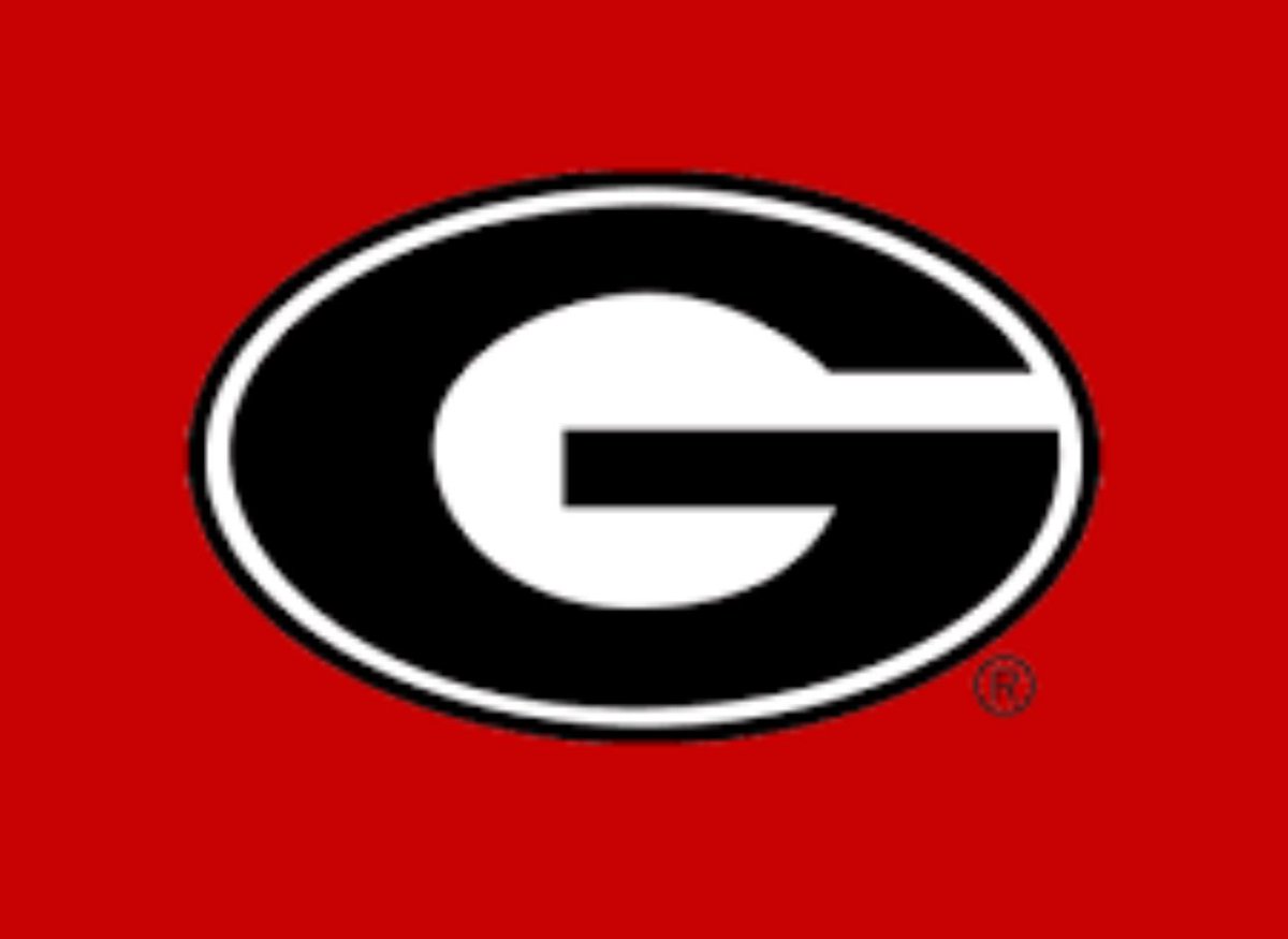 I will be at THE university of Georgia this weekend for the game!#GODAWGS🐶 <a href="/coachrogersdut1/">Will Rogers</a> <a href="/CoachSchuUGA/">Glenn Schumann</a> <a href="/BlaineLKMiller/">Blaine L Kauhiohoakaokalani Miller</a> <a href="/CoachDeMeio1/">Darren DeMeio</a> <a href="/RecruitGeorgia/">Recruit Georgia</a>