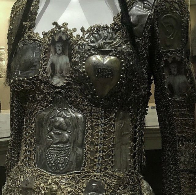 xe0_xeo's tweet photo. Jean Paul Gaultier spring/summer 2007 https://t.co/fm0N4r99LI