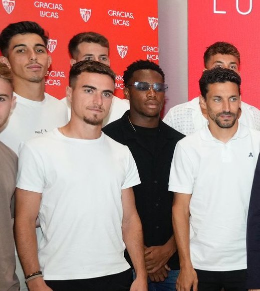 Nazareno del Amor en el primer tramo de la Borriquita.