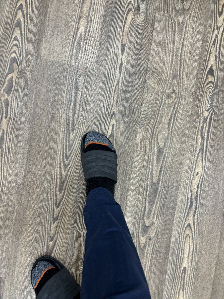 MrHoughton2's tweet image. Put the bin out leaving the house (wearing sliders) Arrived at work (still wearing the sliders). Excellent start. #uniformfail