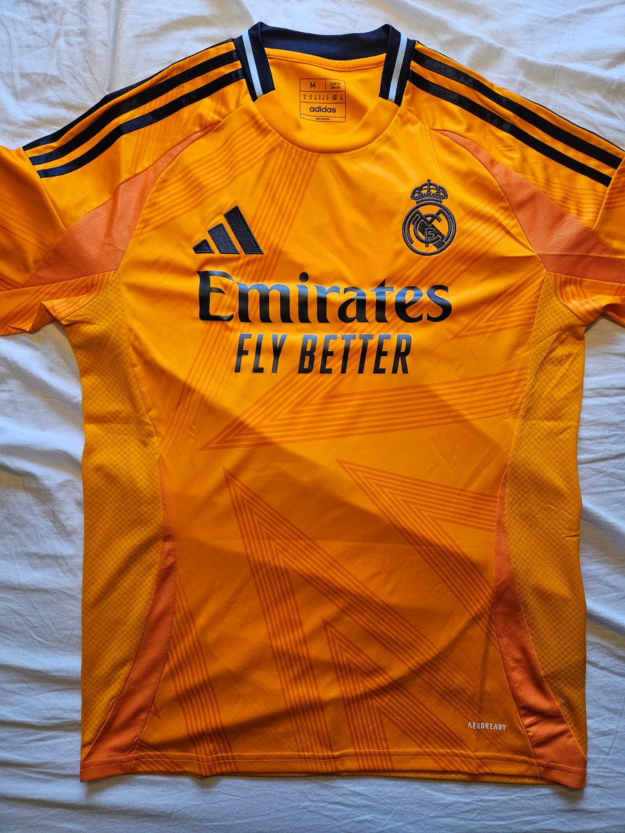 wowholasa's tweet photo. @10ardaguler on the Away kit for 24/25. He was unlucky with injuries last season, but he also came back and showed how incredibly talented he is. I am so excited for the years to come.
Orange being back as a kit after a decade is also great. https://t.co/VuuVBvVdvR