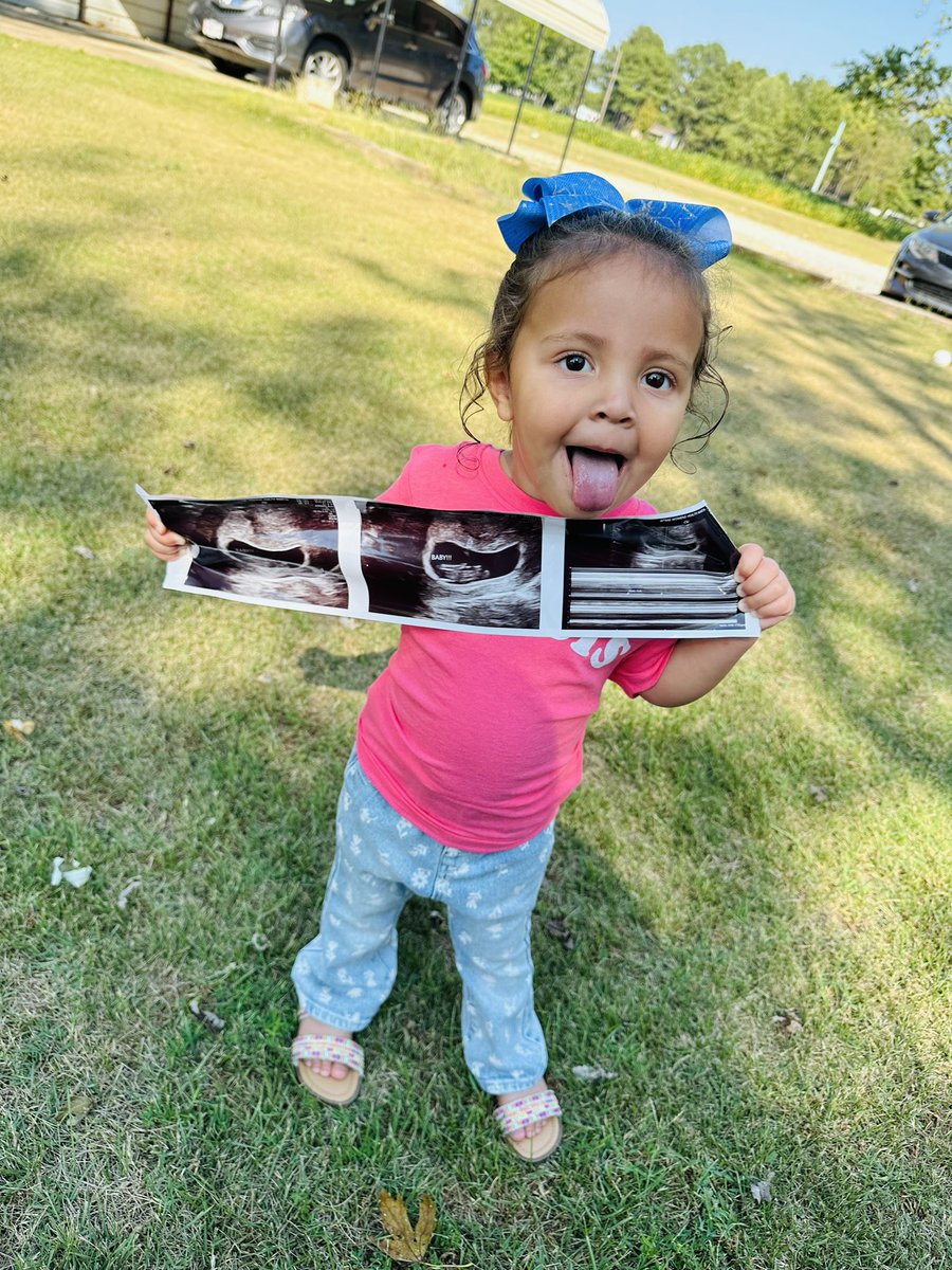 rilee yates tweet media