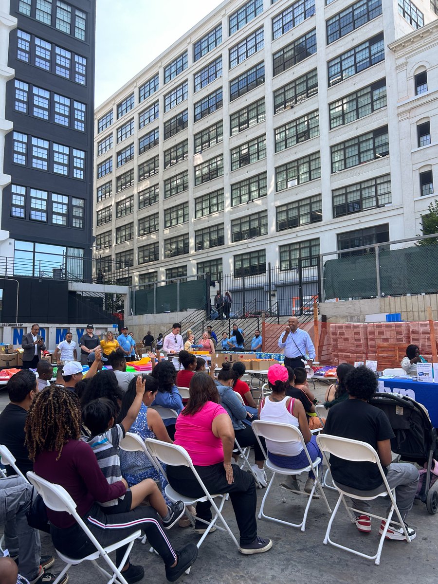 NYC Housing tweet media