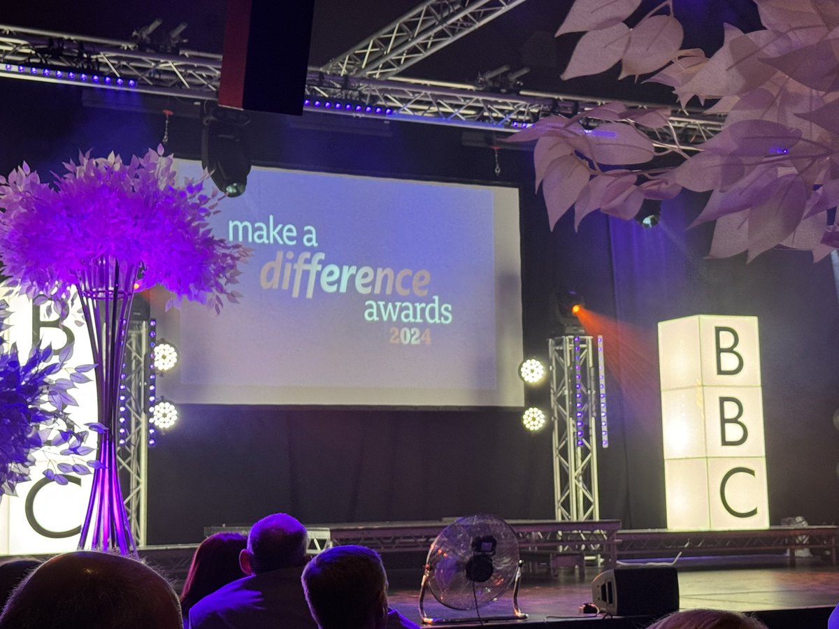 Daren Fradgley (@darenfradgley) on Twitter photo Privilege to be at <a href="/BBCRadioLincs/">BBC Lincolnshire</a> make a difference awards tonight. Lots of amazing and deserved winners including <a href="/LincsCommHealth/">Lincs Comm Health</a> very own Julie Jarvis winning the carers award for her community stroke work. Well done all. Privilege to be at <a href="/BBCRadioLincs/">BBC Lincolnshire</a> make a difference awards tonight. Lots of amazing and deserved winners including <a href="/LincsCommHealth/">Lincs Comm Health</a> very own Julie Jarvis winning the carers award for her community stroke work. Well done all.
