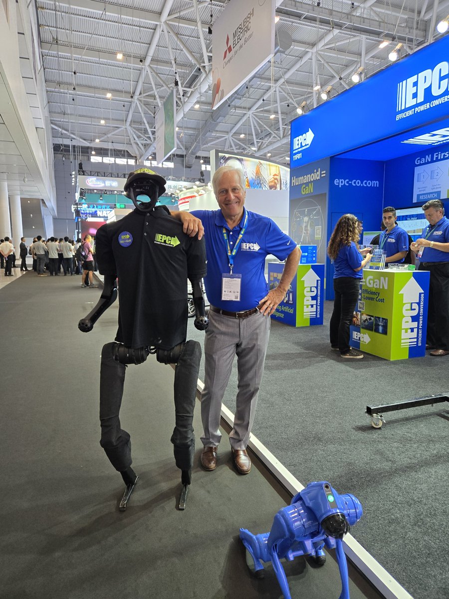 EPC_Corp's tweet image. EPC&apos;s CEO Alex Lidow with Chip (Robot Dog) and Charlie (Humanoid Robot). 

#PCIMAsia #GaNTechnology