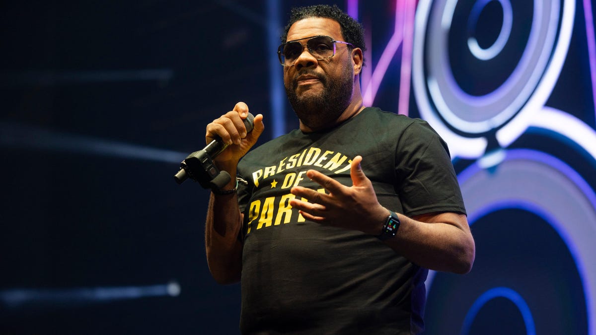 _SFBCM's tweet image. Fatman Scoop's Final Words Showed How Much Love He Had For The Culture dlvr.it/TCn12w